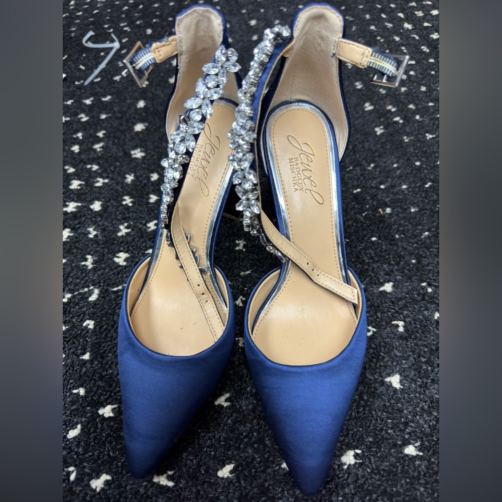 Jewel by Badgley Mischka Block Heels size 6
